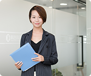 香港離岸公司的年審費(fèi)用：了解香港離岸公司年審所需費(fèi)用